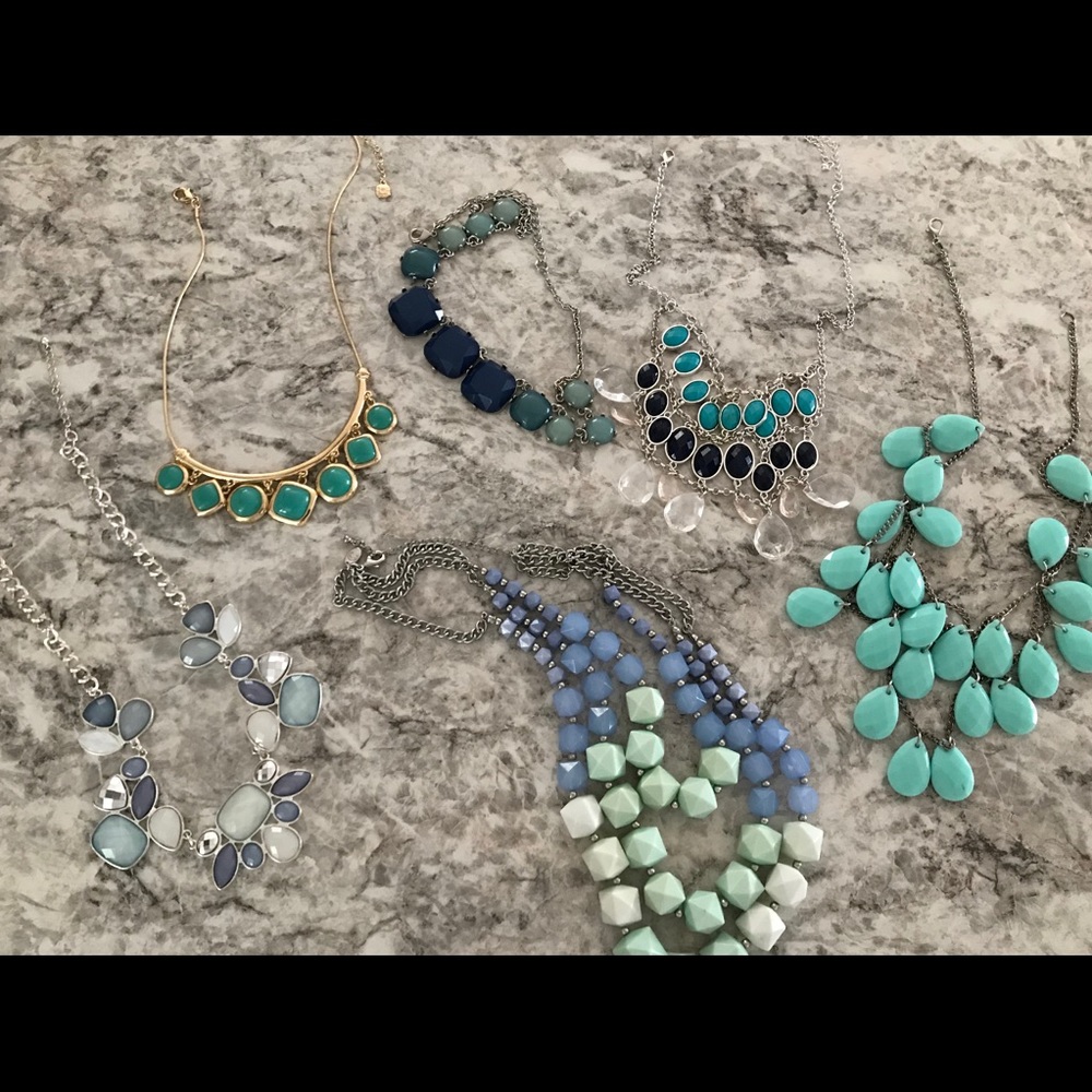 Bundle of 6 necklaces